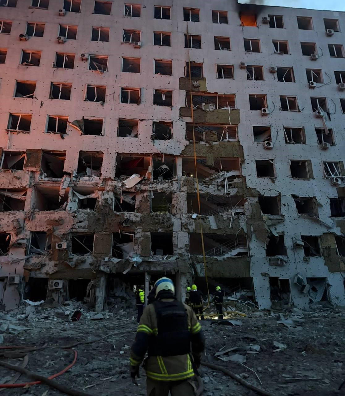 Rusya, gece boyu Ukrayna’yı vurdu: 1’i çocuk 17 ölü
