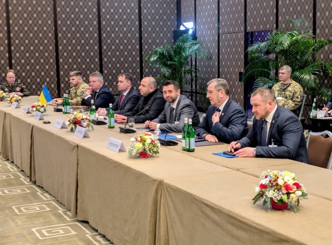 Rusya, Ukrayna, ABD üçlü görüşmeleri Cenevre’de başladı
Rusya, Ukrayna, ABD üçlü görüşmeleri Cenevre’de başladı