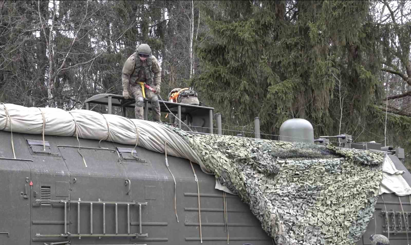 Rusya’dan Avrupa’ya gözdağı: Oreşnik, Belarus’ta muharebe görevine başladı
