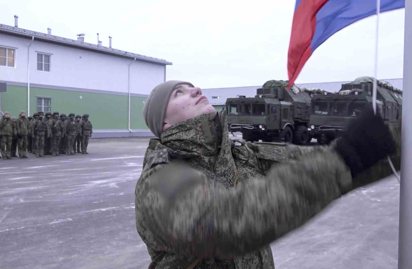 Rusya’dan Avrupa’ya gözdağı: Oreşnik, Belarus’ta muharebe görevine başladı
