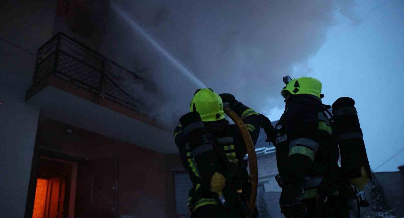 Rusya’dan Ukrayna’daki enerji tesislerine 400’den fazla İHA ve 40 füzeyle saldırı
