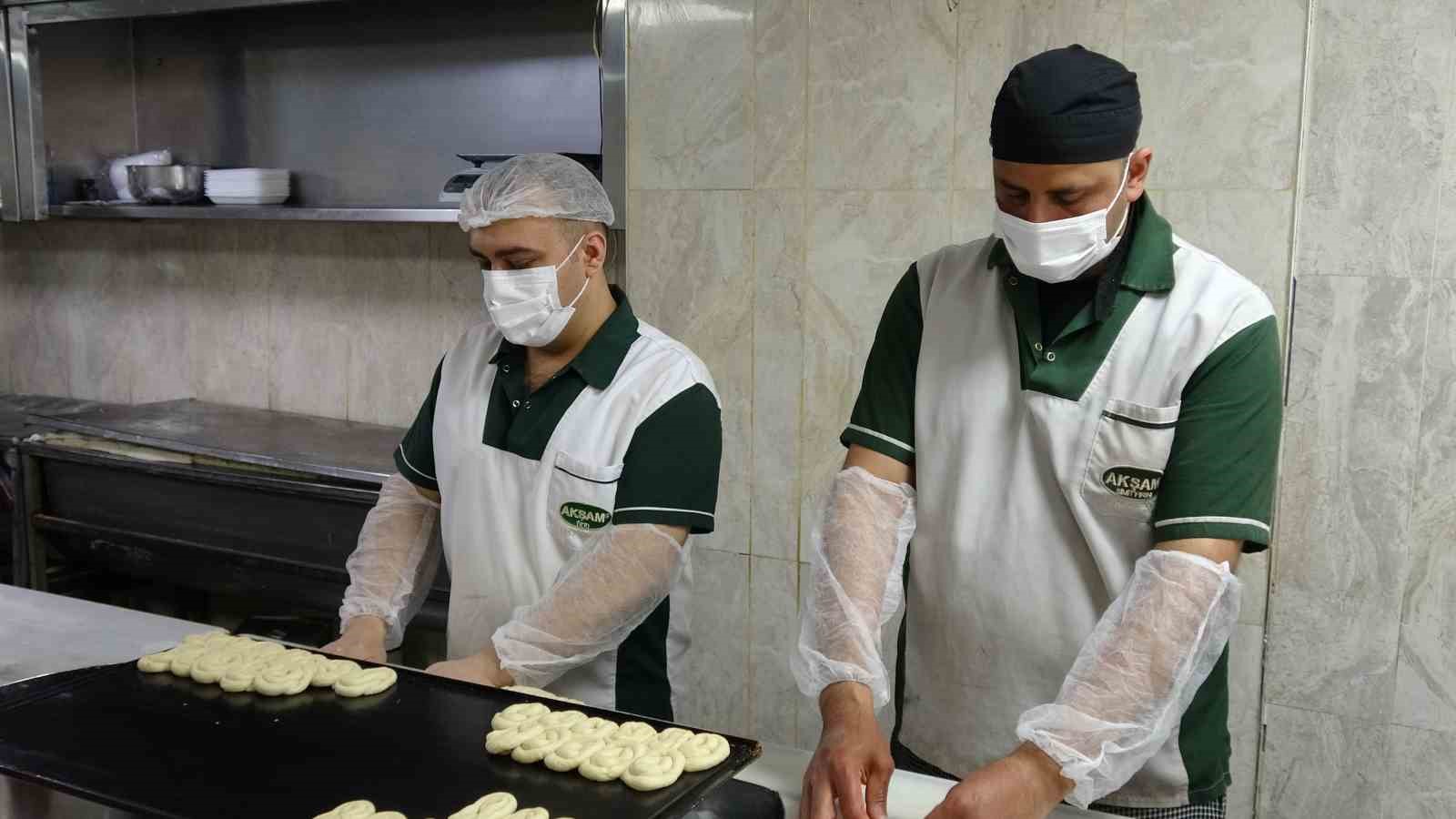 Sadece Ramazan’da yapılan lezzet: Halep kahkesi
Sadece Ramazan’da yapılan lezzet: Halep kahkesi