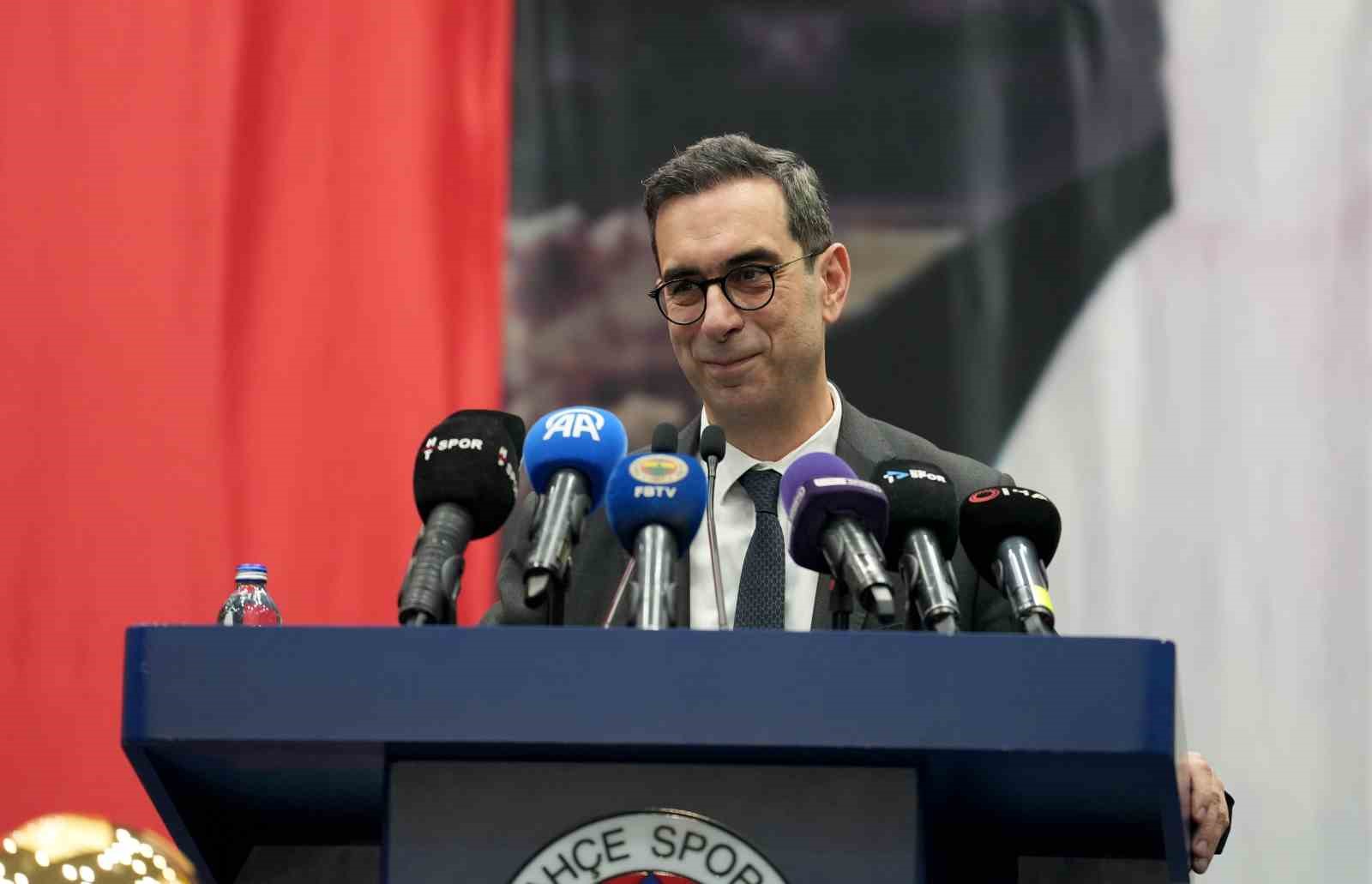 Sadettin Saran: "İnşallah çok daha fazla kupalar alacağız"
