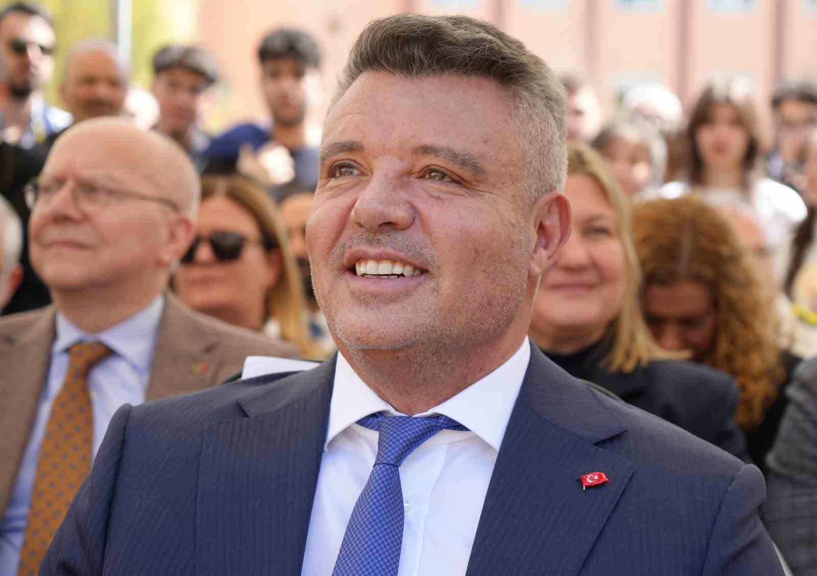 Sadettin Saran: "İnşallah şampiyon olacağız"
Sadettin Saran: "İnşallah şampiyon olacağız"