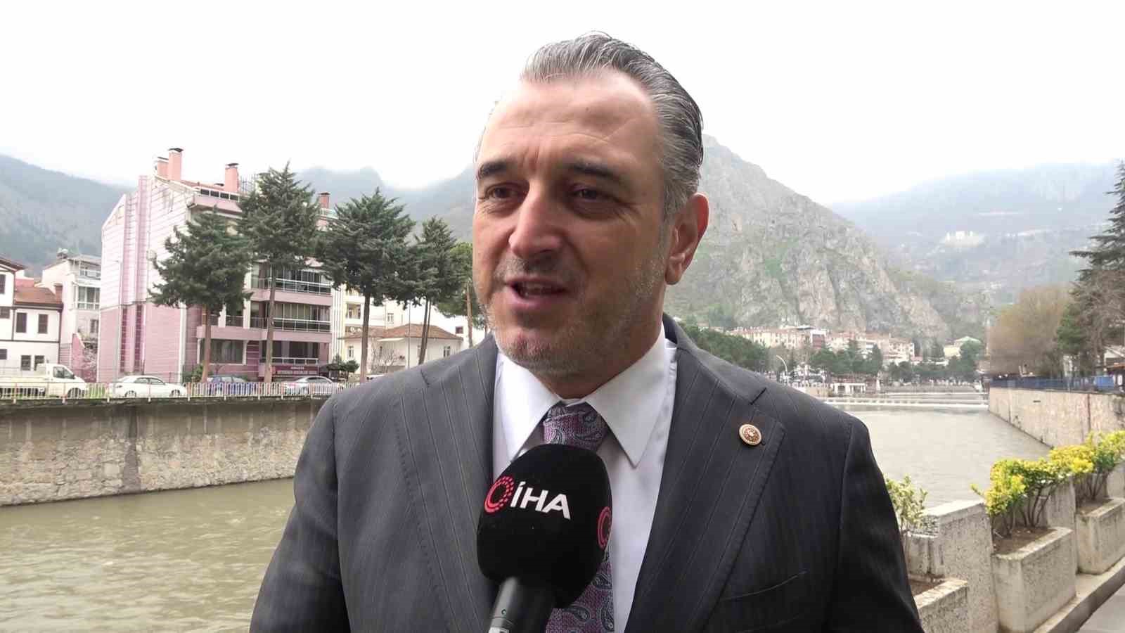 Şadırvanda saklı 150 yıllık minyatür: İstanbul, Viyana ve Amasya işlenmiş
