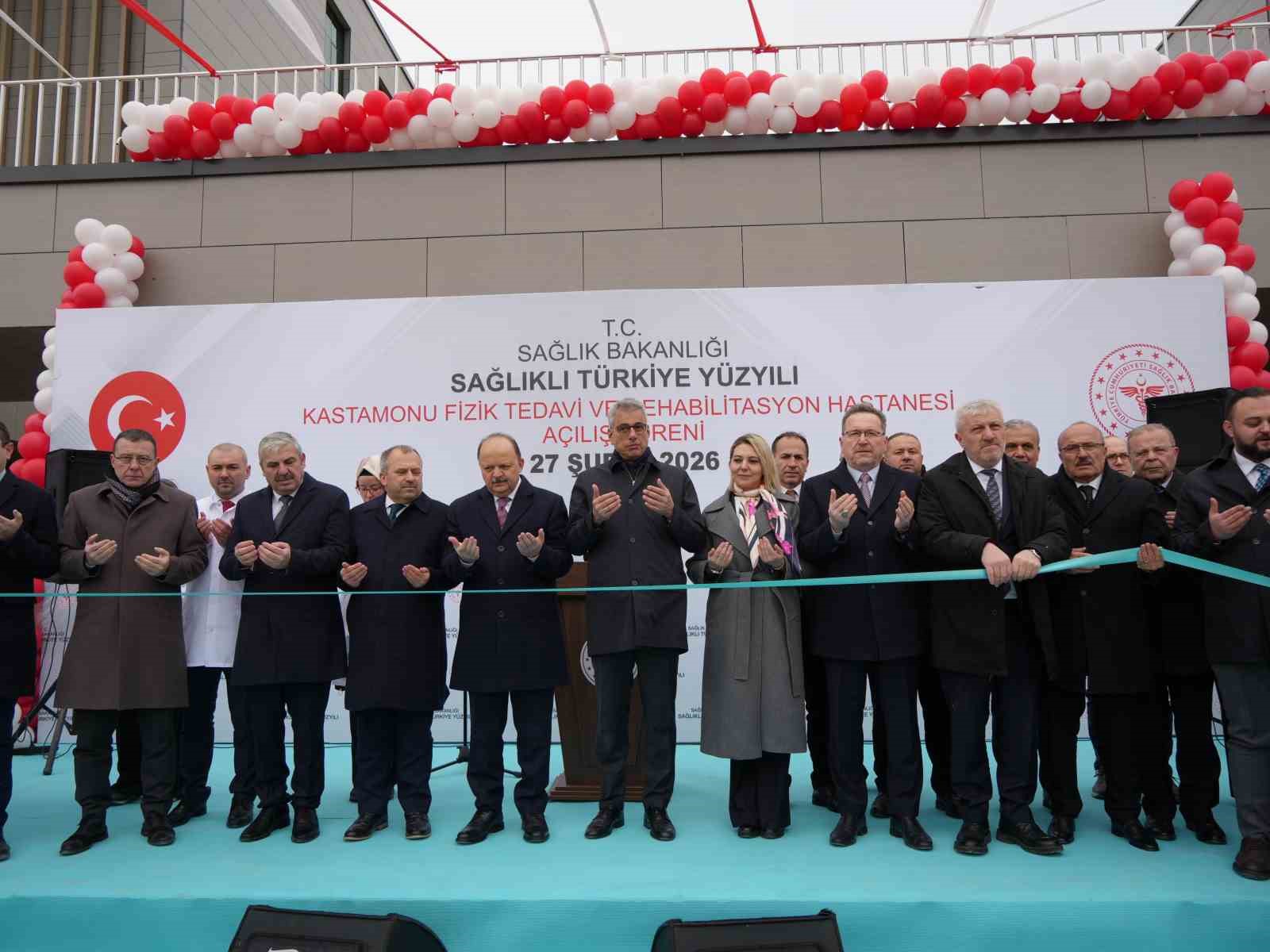 Sağlık Bakanı Memişoğlu: "Türkiye Yüzyılı’nda sağlıklı Türkiye olsun istiyoruz"
Sağlık Bakanı Memişoğlu: "Türkiye Yüzyılı’nda sağlıklı Türkiye olsun istiyoruz"