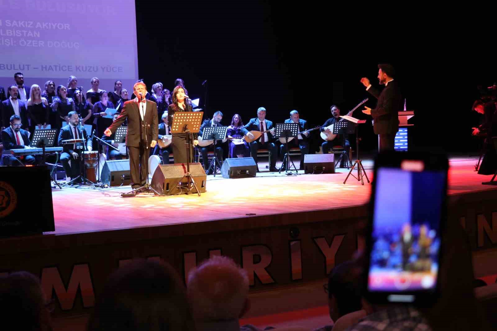 Sağlık çalışanları koro oluşturdu, Türk halk müzikleri seslendirildi
