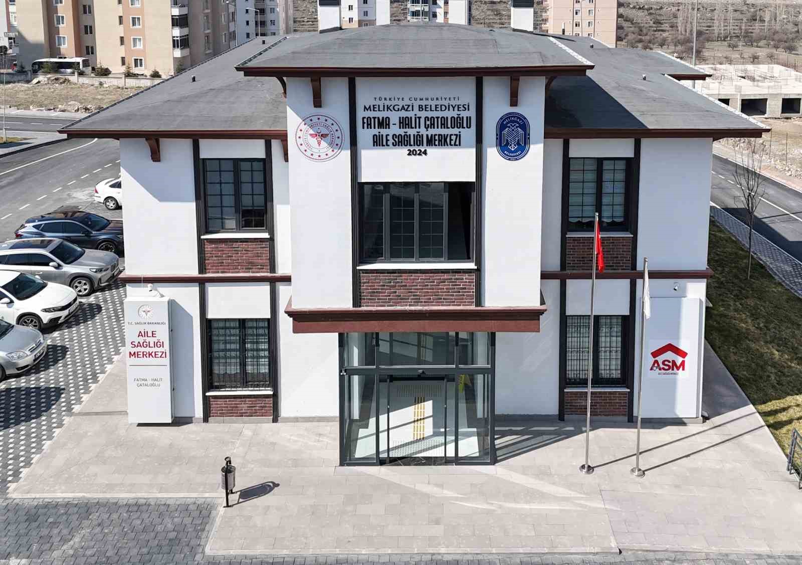 Sağlık yatırımları ile rekor kıran Melikgazi Belediyesi ilçenin geleceğini şekillendiriyor
