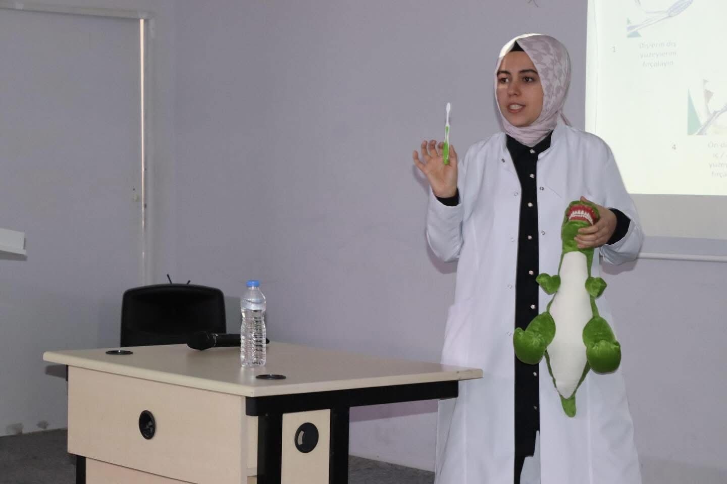 ‘Sağlıklı Yaşa, Sağlıkla Gülümse’ projesine yoğun ilgi
