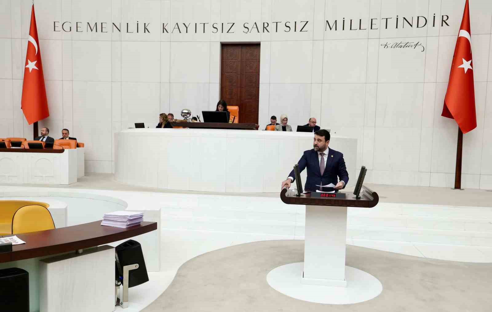 Şahin: "Bizler seçimle iktidara geldik"
