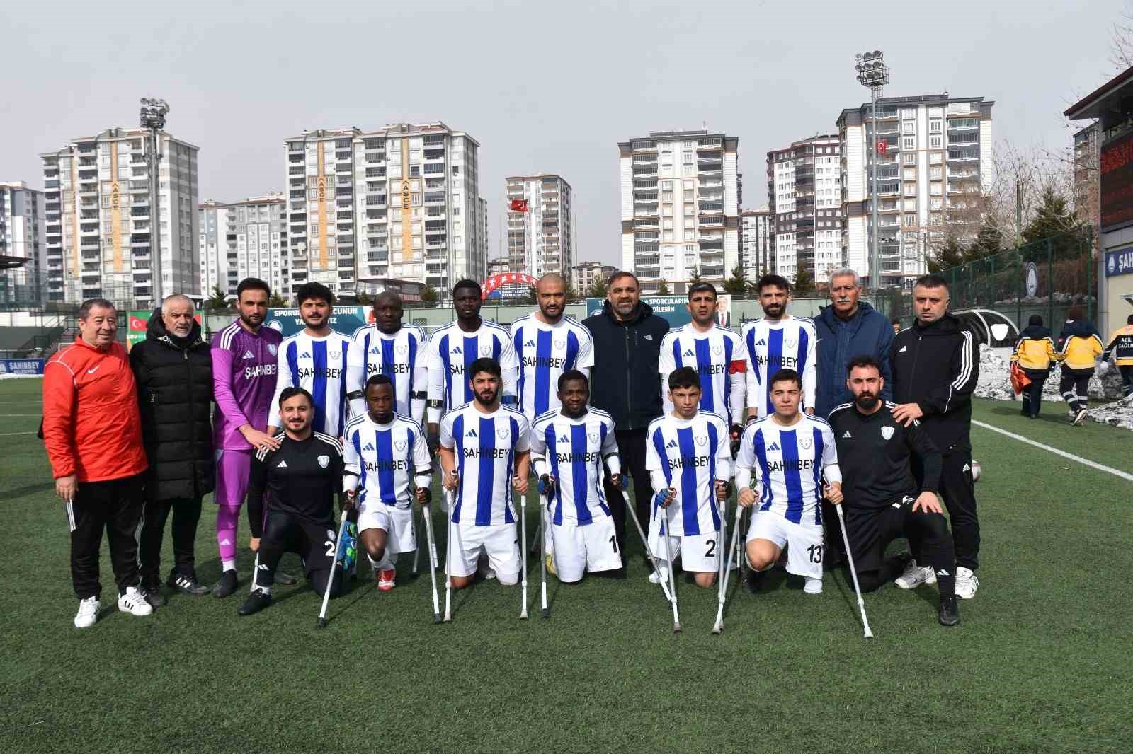 Şahinbey Ampute lider oldu
