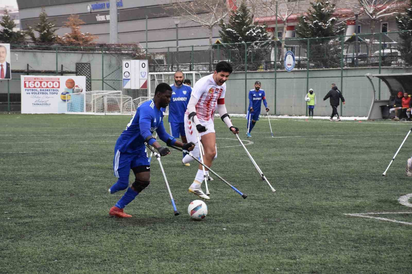 Şahinbey Ampute’den farklı galibiyet 7-0
