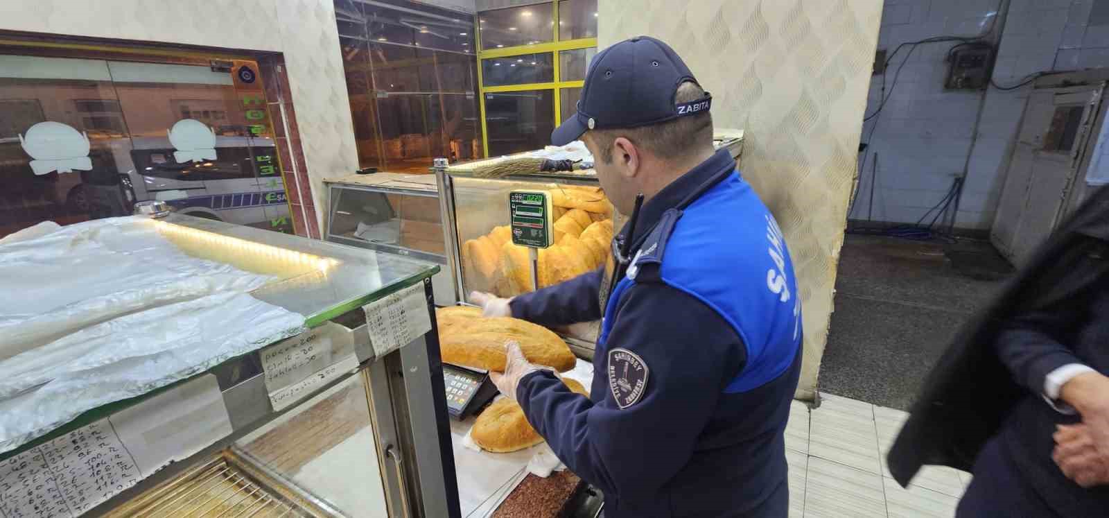 Şahinbey Belediyesi zabıta ekiplerinden gece denetimi
