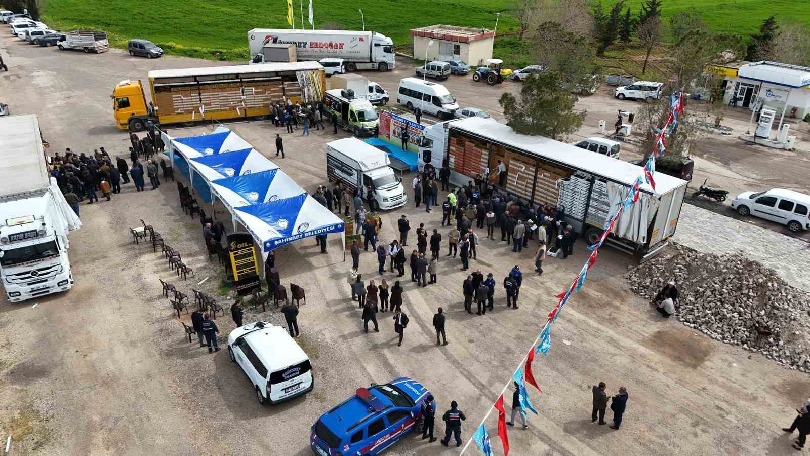 Şahinbey’de çiftçilere 5 milyon sertifikalı fide desteği verildi
