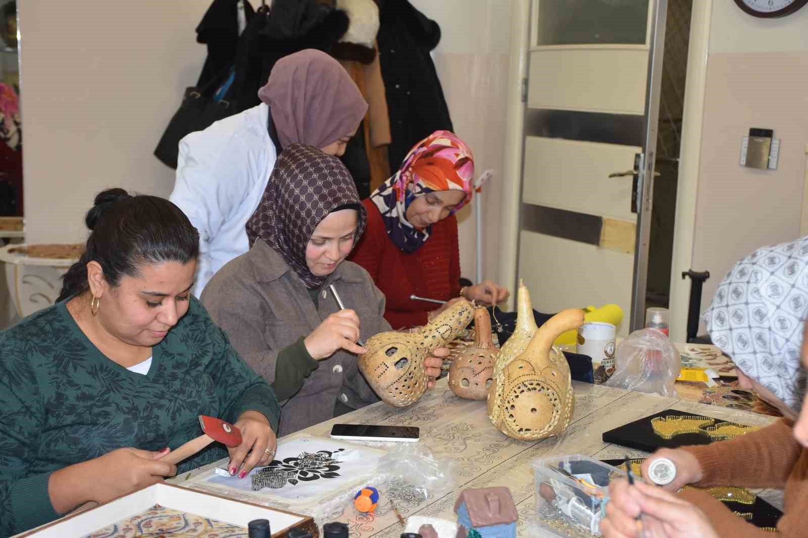 Şahinbeyli kadınlar üretiyor
