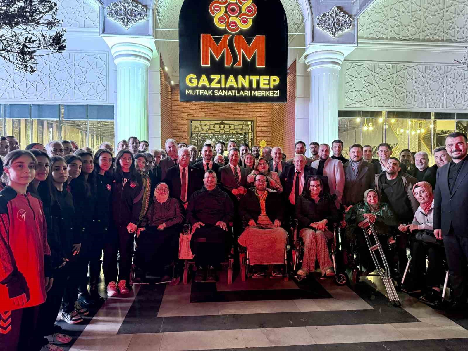 Şahin’den AK Parti Gaziantep Milletvekili Bünyamin Bozgeyik’e teşekkür
