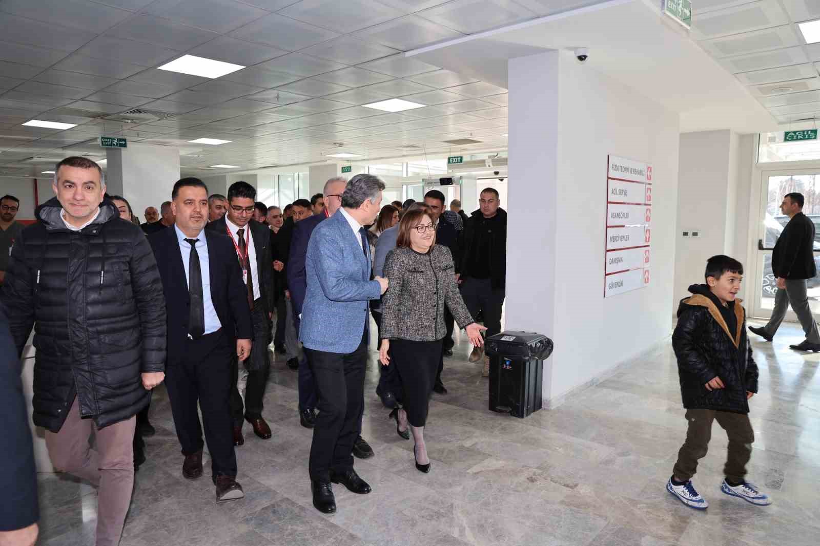 Şahin’den diğer illerdeki OSB’lere davet
