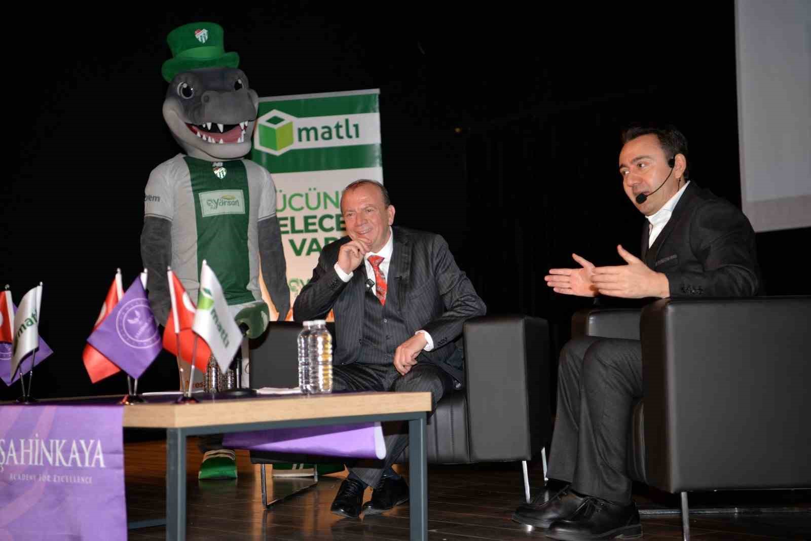 Şahinkaya Girişimcilik Zirvesi 2026 ilham veren konuklarıyla sürüyor
Şahinkaya Girişimcilik Zirvesi 2026 ilham veren konuklarıyla sürüyor