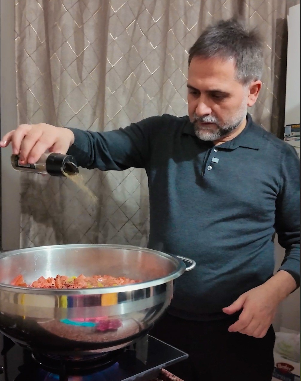 Sahur sofrasında öğrencileri yalnız bırakmadı
Sahur sofrasında öğrencileri yalnız bırakmadı