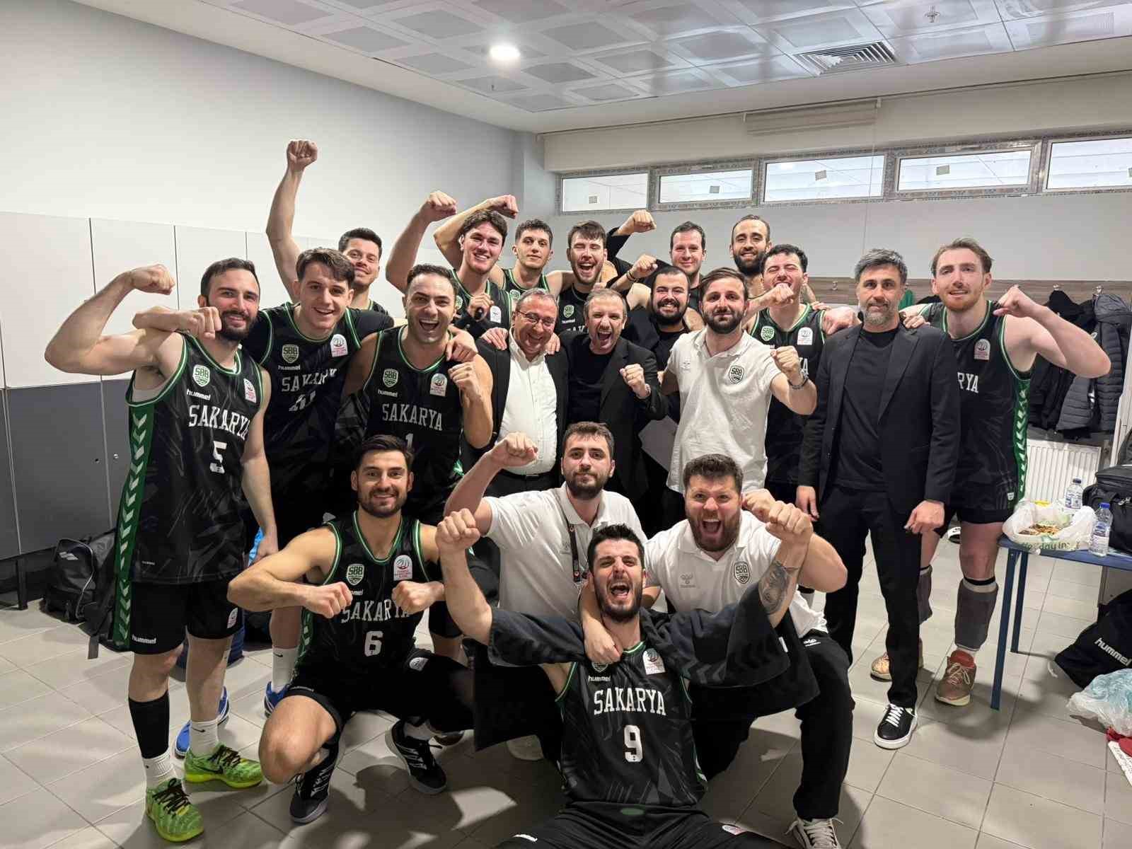 Sakarya temsilcisi play-off biletini Ankara’da kaptı
