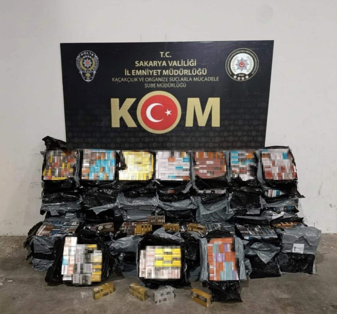 Sakarya’da 312 bin gümrük kaçağı elektronik sigara tütünü ele geçirildi
