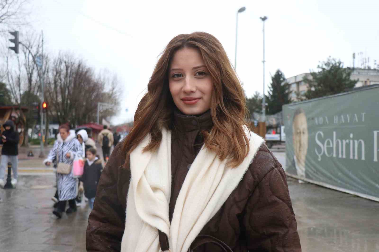 Sakarya’da çayda ‘Azami 100 TL’ kararı tepki çekti: "SATSO, esnafa fırsat verdi"
Sakarya’da çayda ‘Azami 100 TL’ kararı tepki çekti: "SATSO, esnafa fırsat verdi"