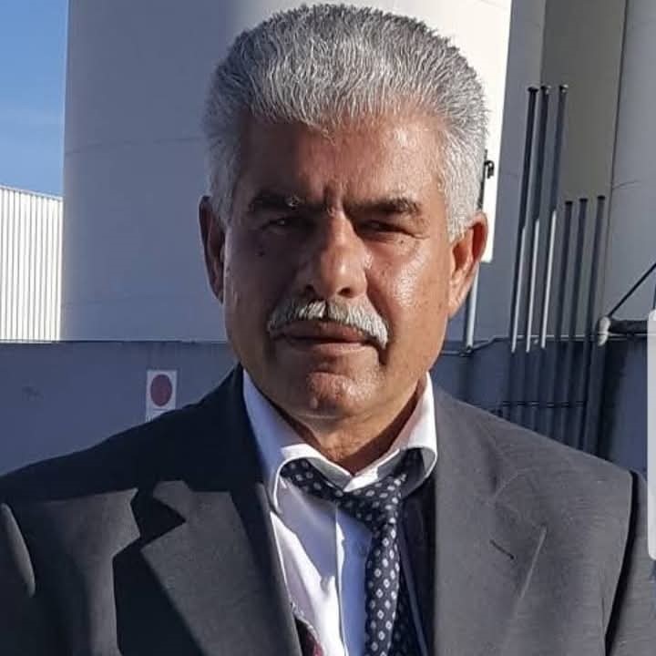 Sakarya’da kanala devrilen otomobilin sürücüsü 7 günlük hayat mücadelesini kaybetti
