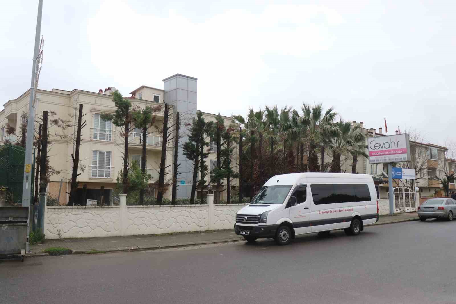 Sakarya’da kız yurdundaki patlamanın hasarı görüntülendi
