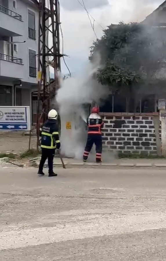 Sakarya’da trafo yangınındaki patlama paniğe neden oldu

