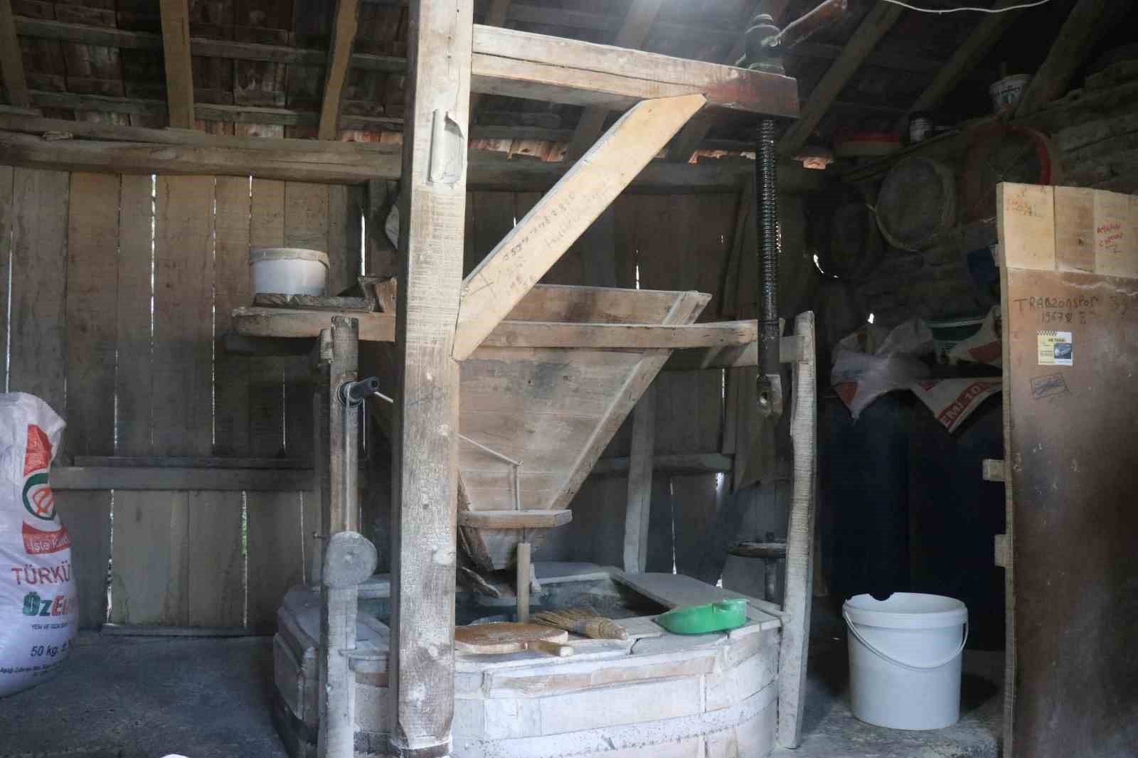 Sakarya’nın tarihe meydan okuyan 1500 yıllık değirmeni
