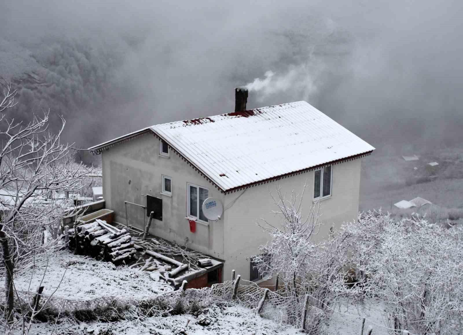 Sakarya’nın yüksek kesimleri beyaz gelinliğini yeniden giydi

