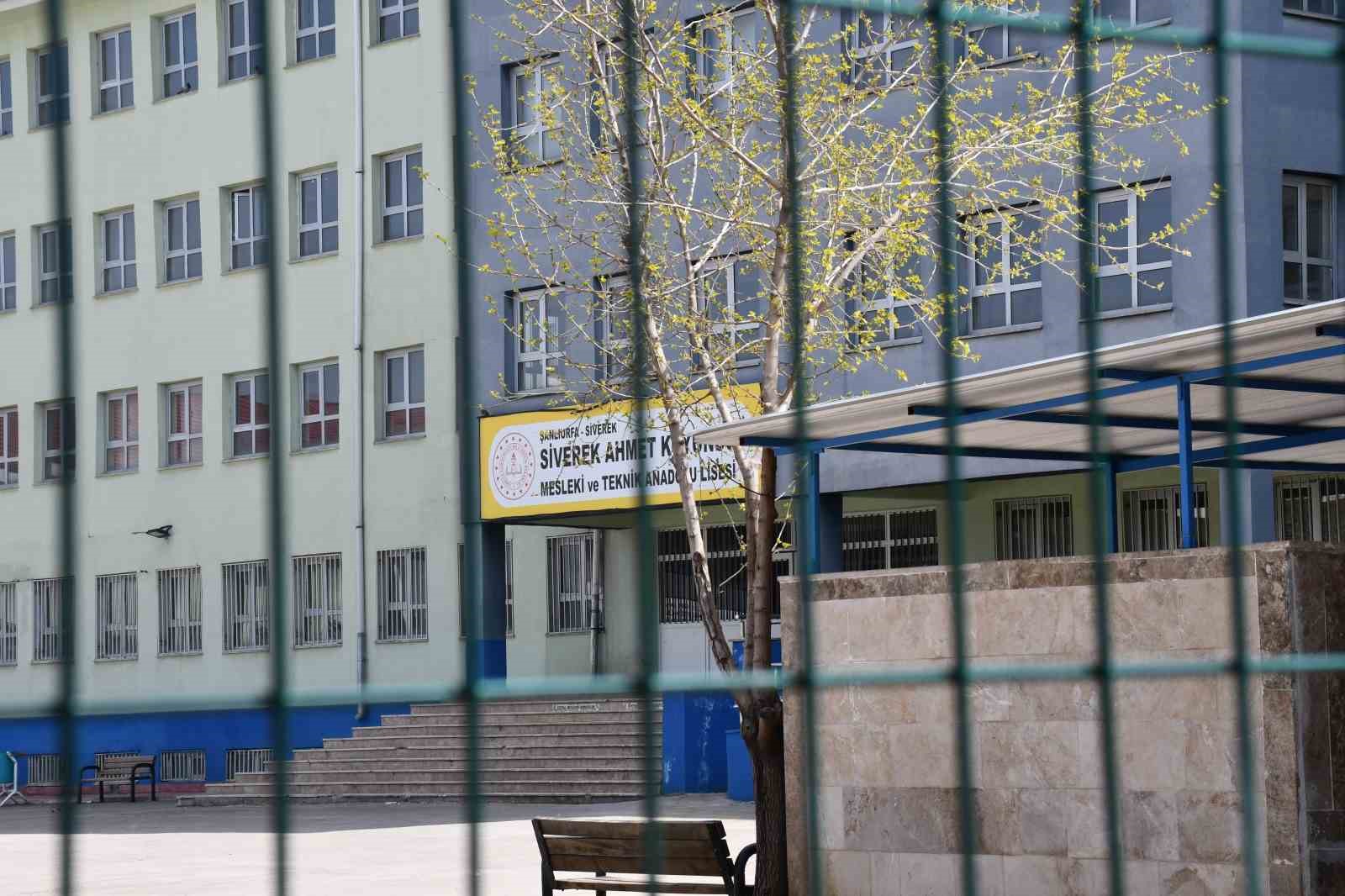 Saldırı olayının yaşandığı Siverek’te okullarda sessizlik hakim
