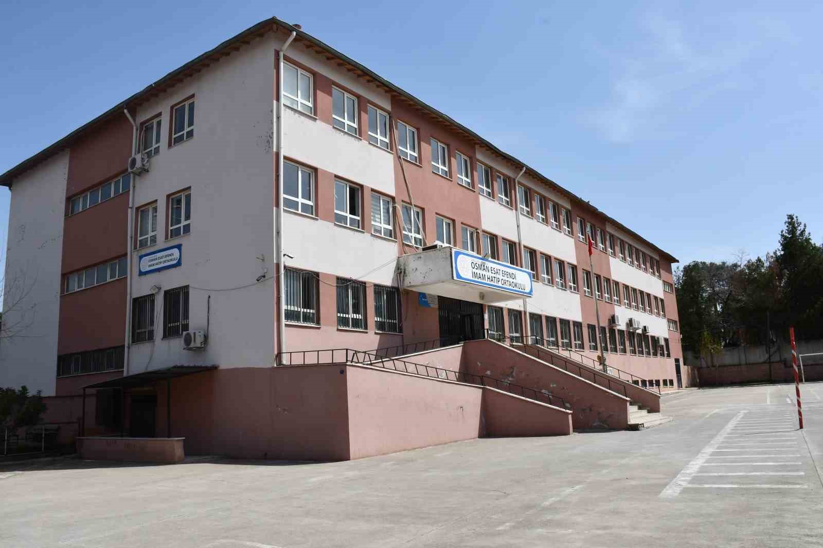 Saldırı olayının yaşandığı Siverek’te okullarda sessizlik hakim
