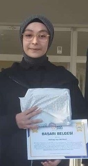 Saldırıda ölen 4 öğrencinin mezarında hüzün ve gözyaşı hakim
