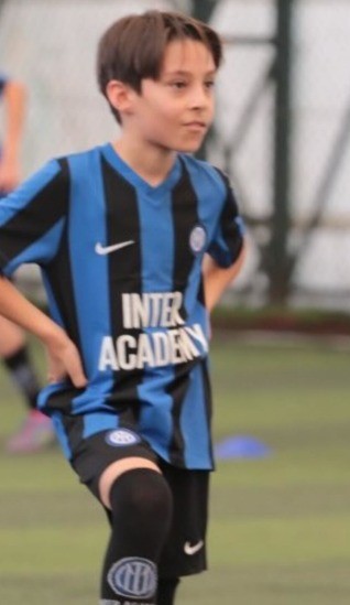 Saldırıda ölen 4 öğrencinin mezarında hüzün ve gözyaşı hakim
