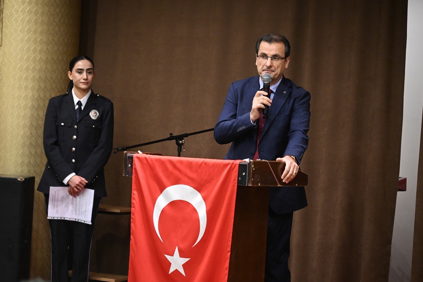 Salihli İlçe Emniyet, şehit aileleri ve gazileri iftar sofrasında ağırladı
