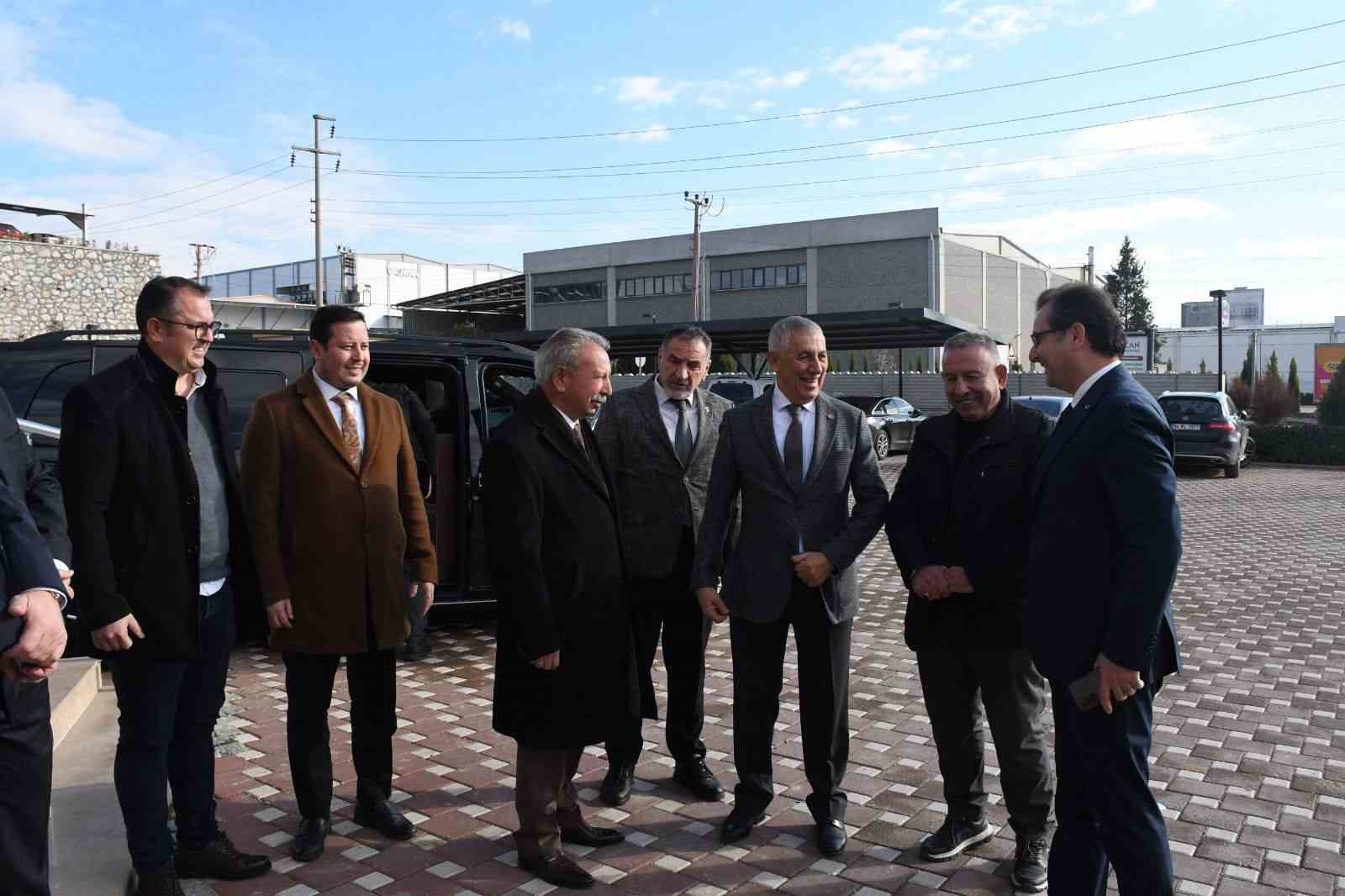 Salihli OSB’de yılın son toplantısı yapıldı
