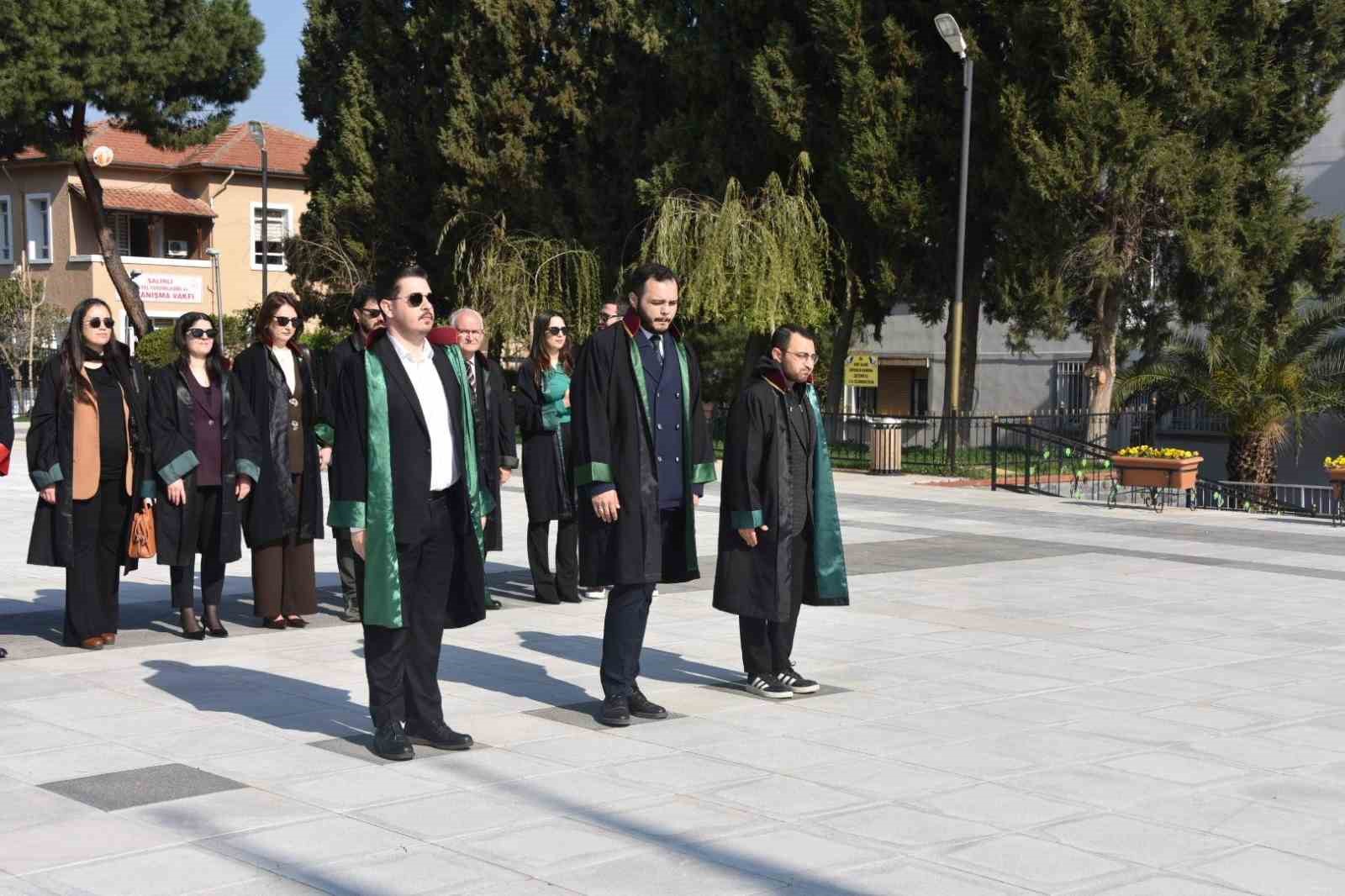 Salihli’de Avukatlar Günü törenle kutlandı
