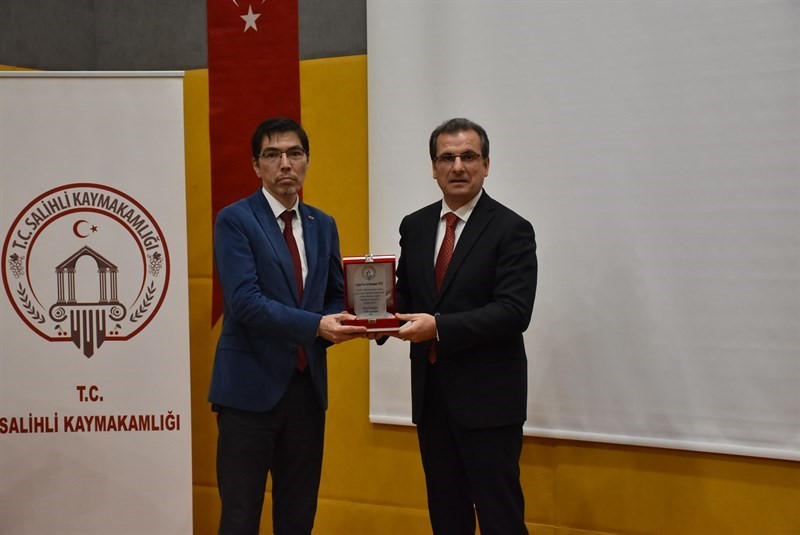 Salihli’de ‘Dirençli Kentler’ konferansı
