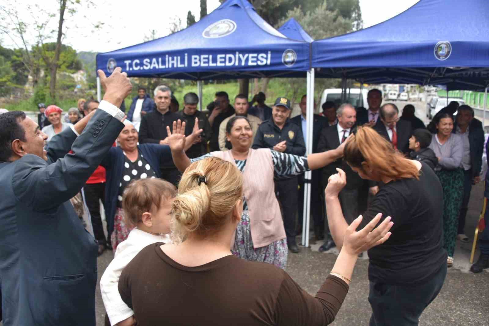 Salihli’de Dünya Romanlar Günü coşkuyla kutlandı
