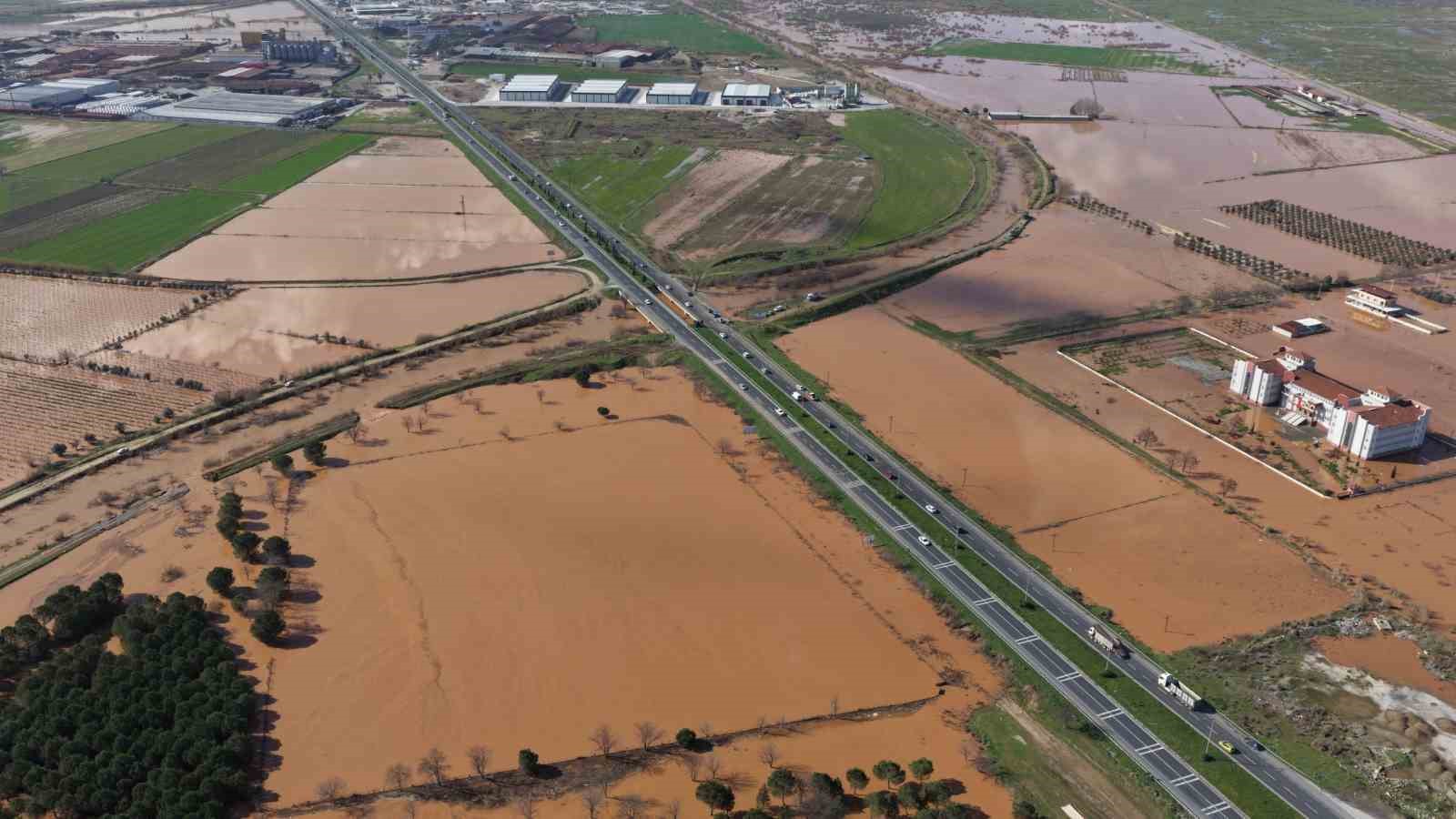 Salihli’de felaketin boyutu havadan görüntülendi
