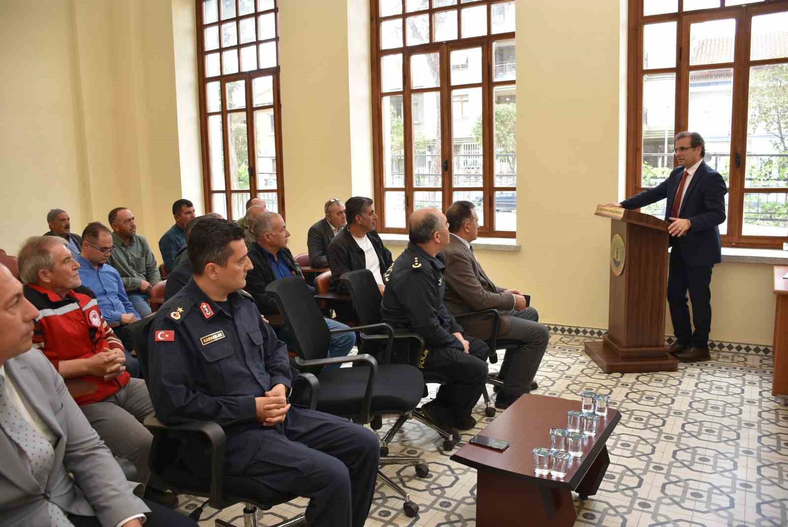 Salihli’de gönüllülere orman yangını eğitimi
