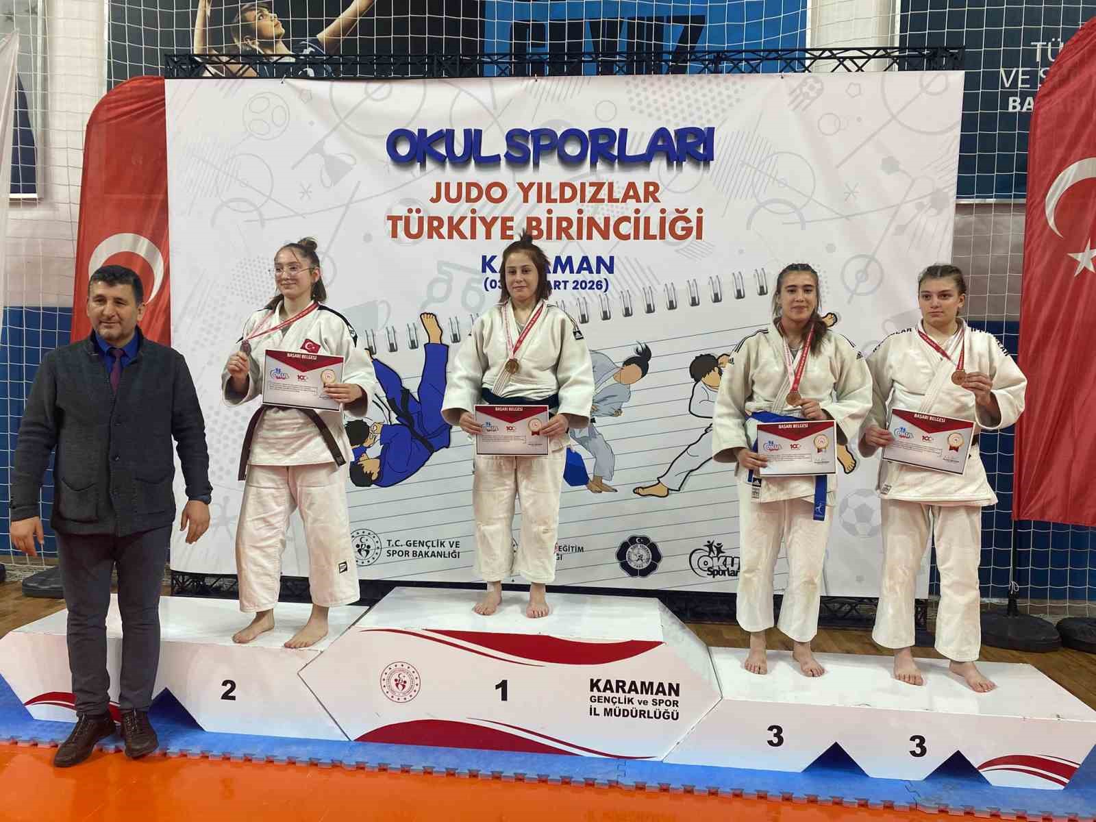 Salihlili Judocular Türkiye Şampiyonası’ndan madalyalarla döndü
