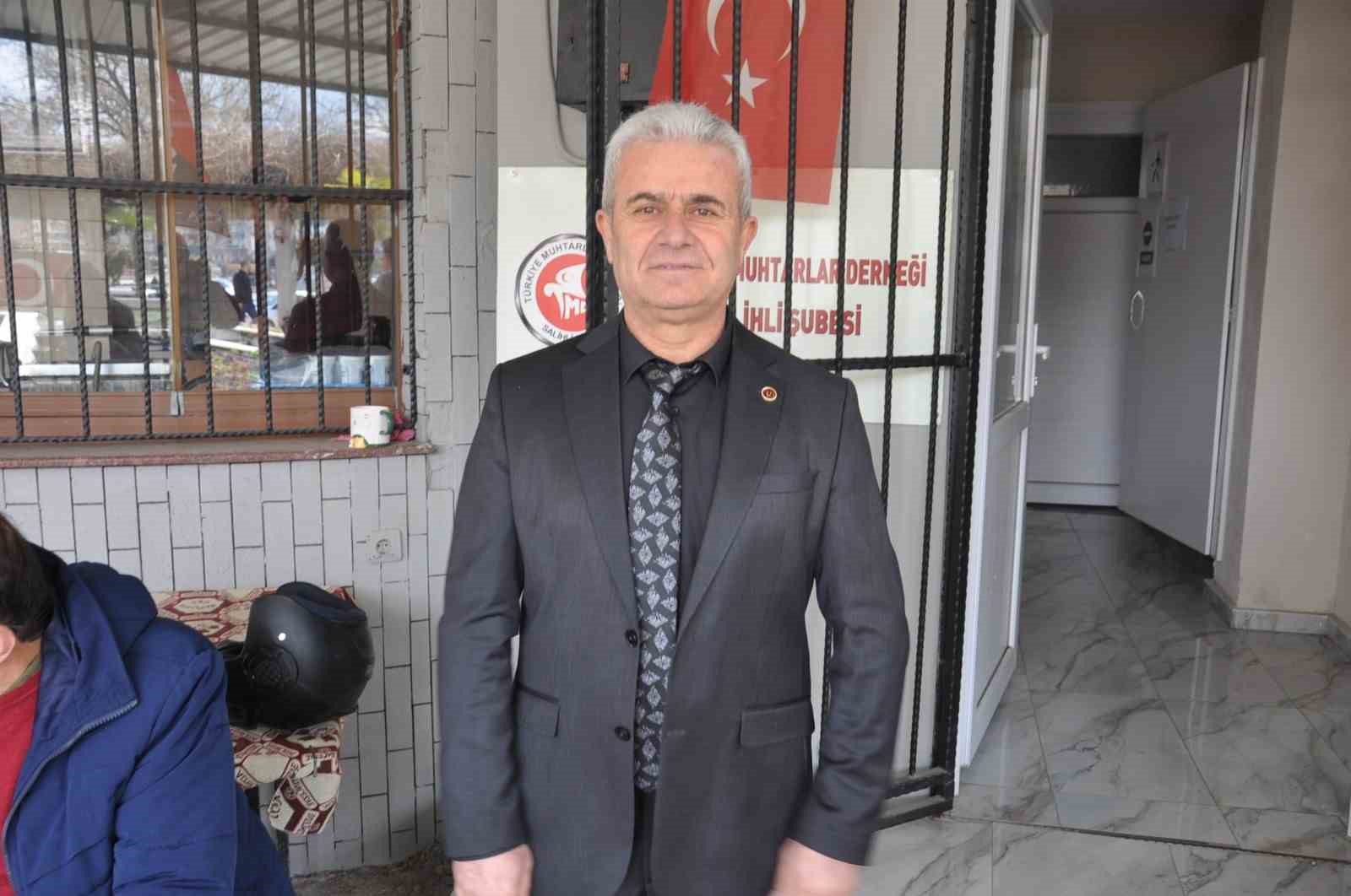 Salihlili muhtarlar yeni başkanını seçti
