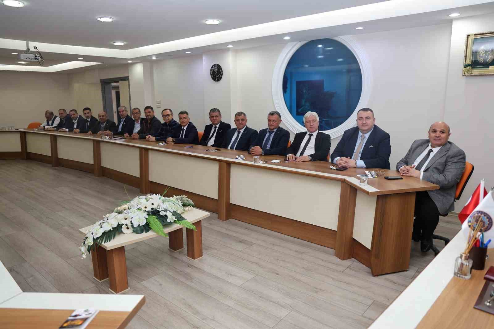 Salihli’nin sorunları masaya yatırıldı
Salihli’nin sorunları masaya yatırıldı