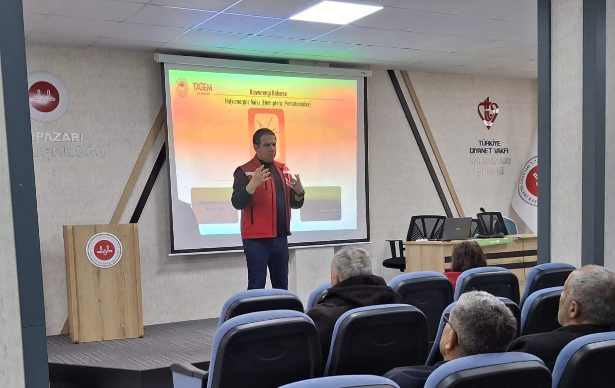 Salıpazarı’nda kahverengi kokarca ile mücadele eğitimi
