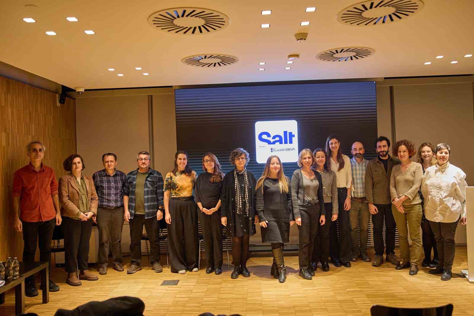 Salt Araştırma Fonları’yla desteklenen araştırma projeleri kamuoyuyla paylaşıldı
Salt Araştırma Fonları’yla desteklenen araştırma projeleri kamuoyuyla paylaşıldı