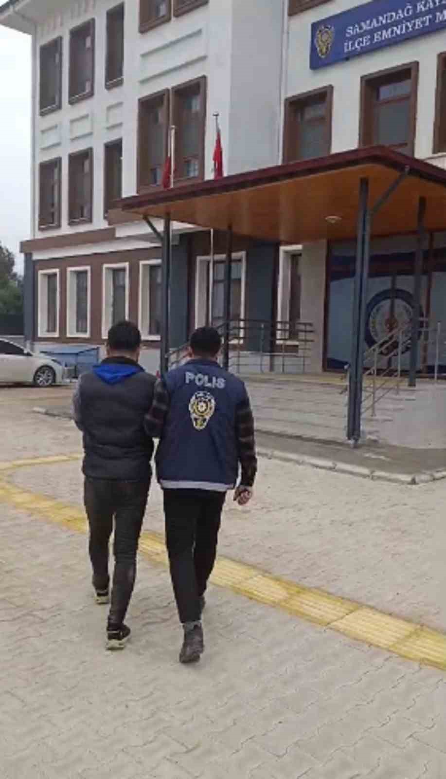 Samandağ’da hapis cezasıyla aranan 2 kişi yakalandı
