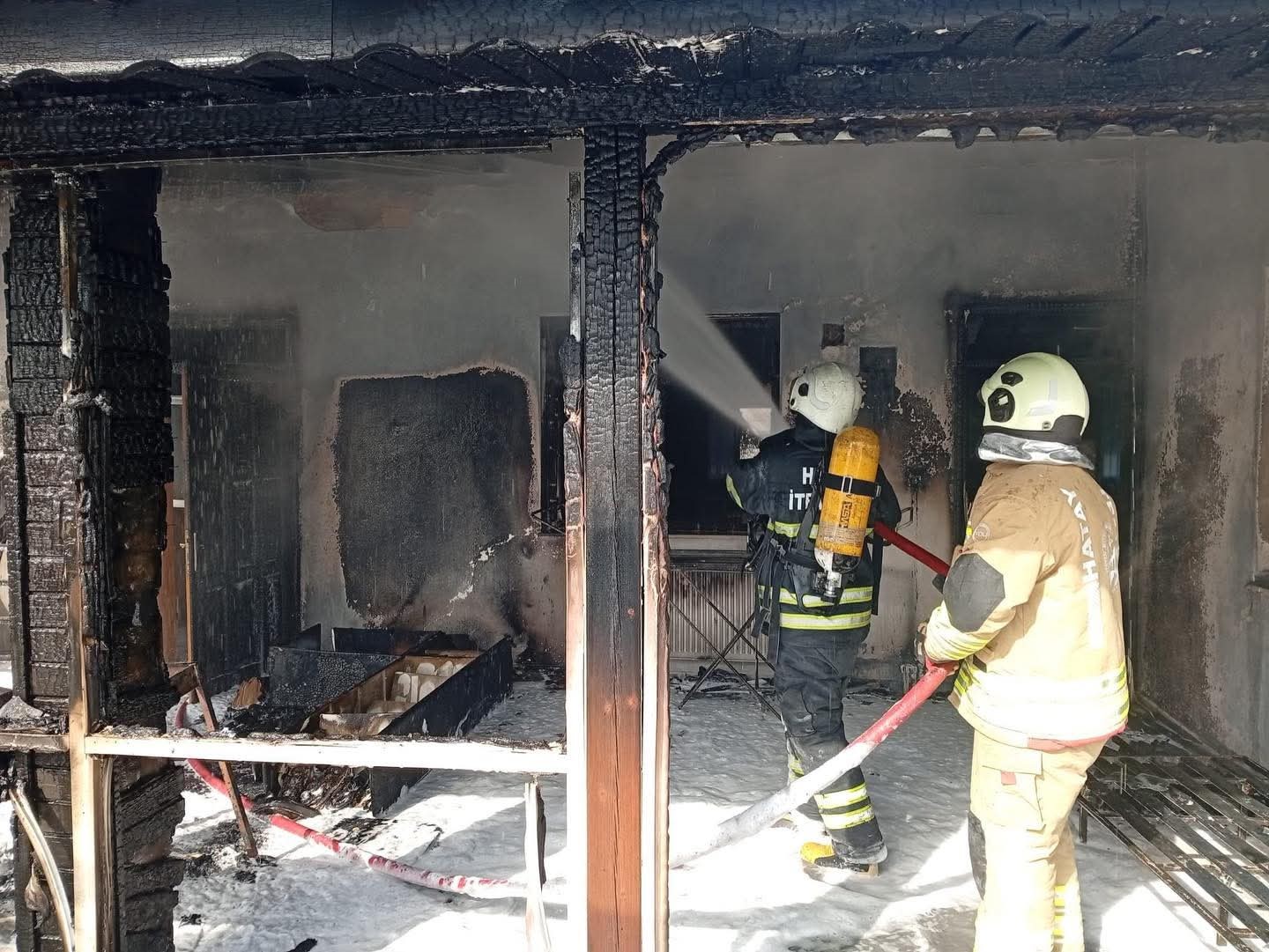 Samandağ’da müstakil evde yangın çıktı
