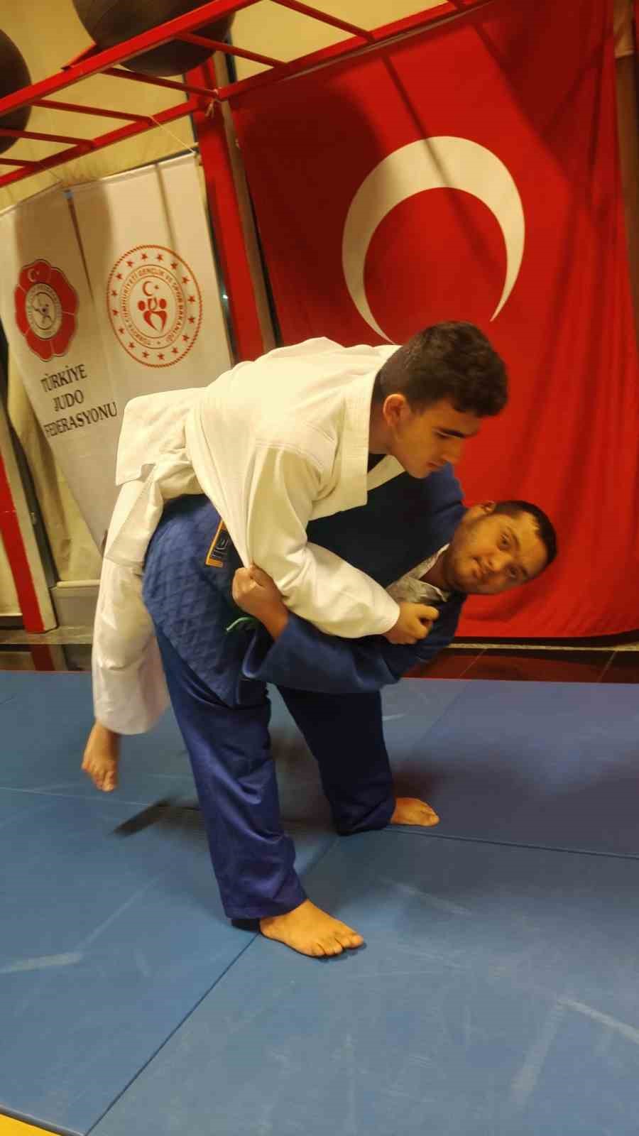 Samet Balcı Türkiye Şampiyonası’na hazırlanıyor
